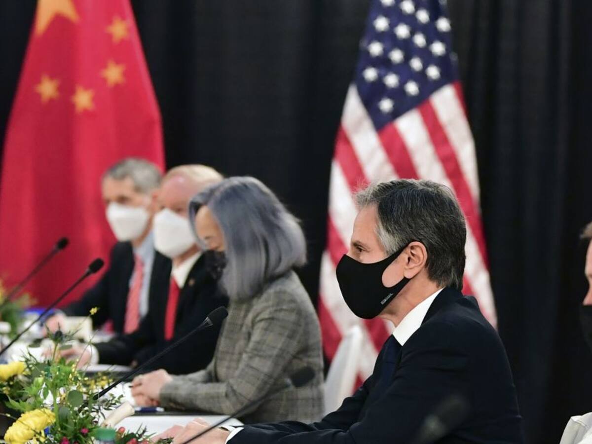 El primer enfrentamiento entre China y EE.UU. en la era Biden