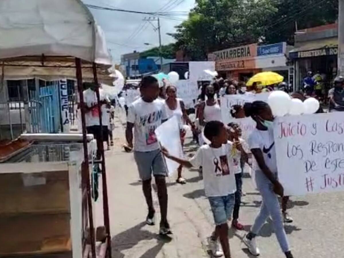 Realizaron protesta para exigir captura de asesinos de niña en Cartagena