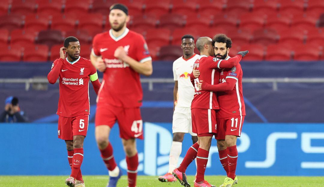 Liverpool clasifica a cuartos de final de la Champions