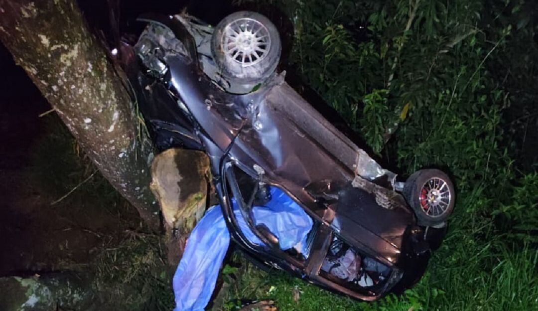 Vehículo se salió de la carretera en el kilómetro 11, entre las ciudades de Popayán y Cali. 