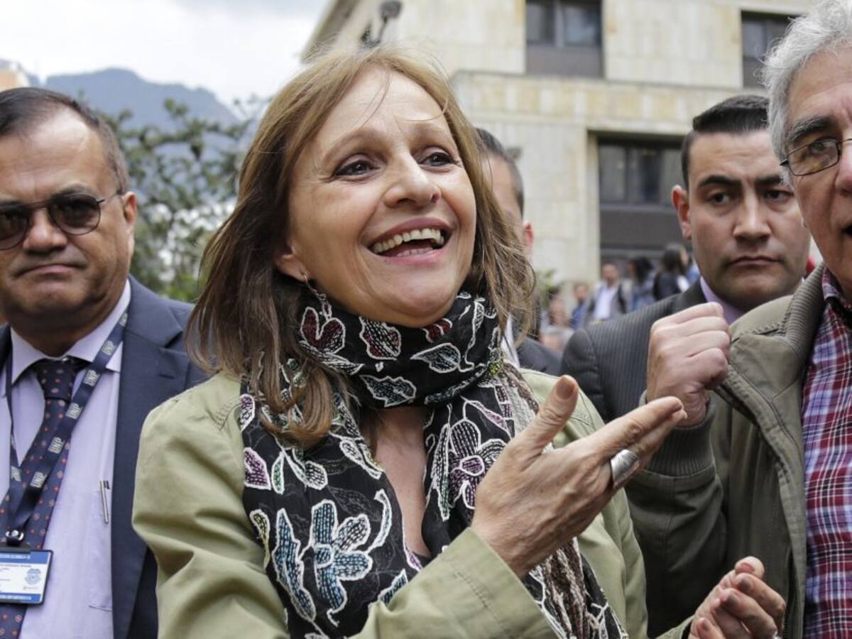 Ángela María Robledo se reintegra en la Comisión Primera de la Cámara