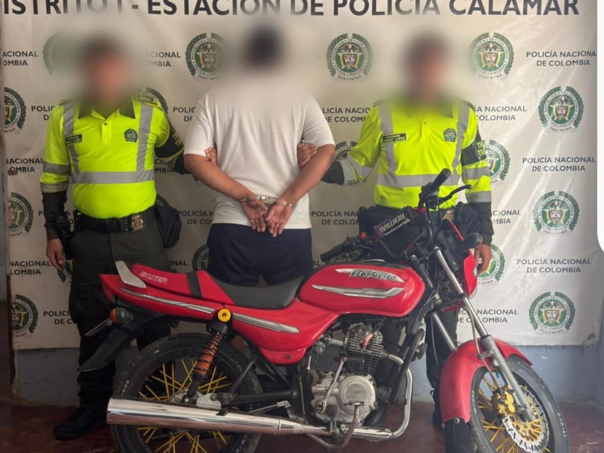 Un hombre capturado y una moto recuperada deja operativo de la Policía Bolívar en Calamar