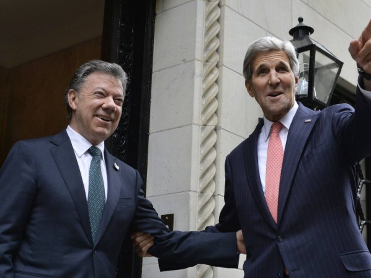 Anuncio de las Farc es un paso para negociar cese al fuego bilateral: Santos