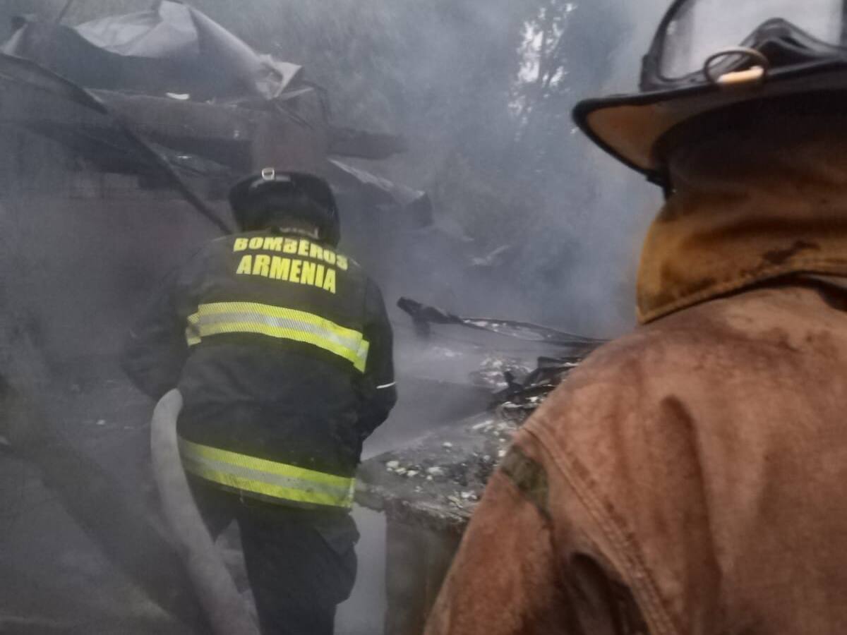 28 Personas damnificadas dejó como saldo un incendio en la ciudad de Armenia