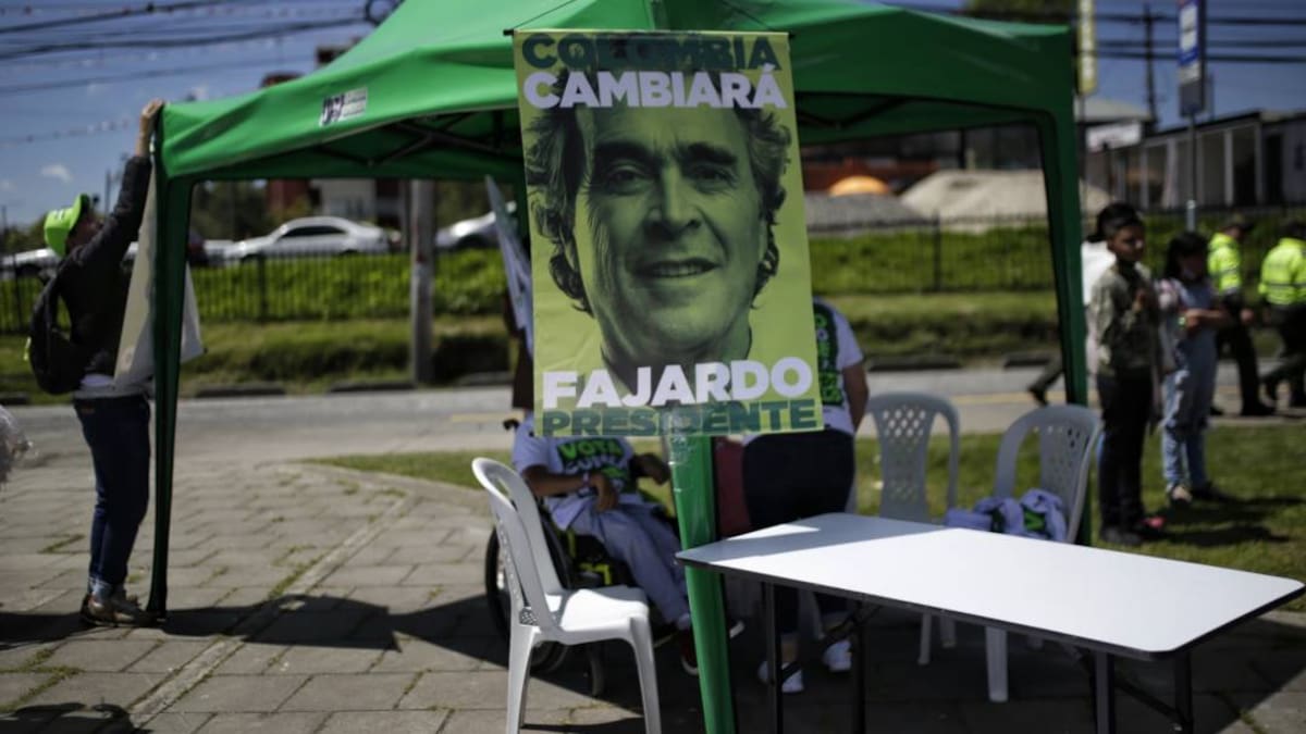 Campaña de Fajardo denunció robo en sede donde opera la coordinación de voluntarios