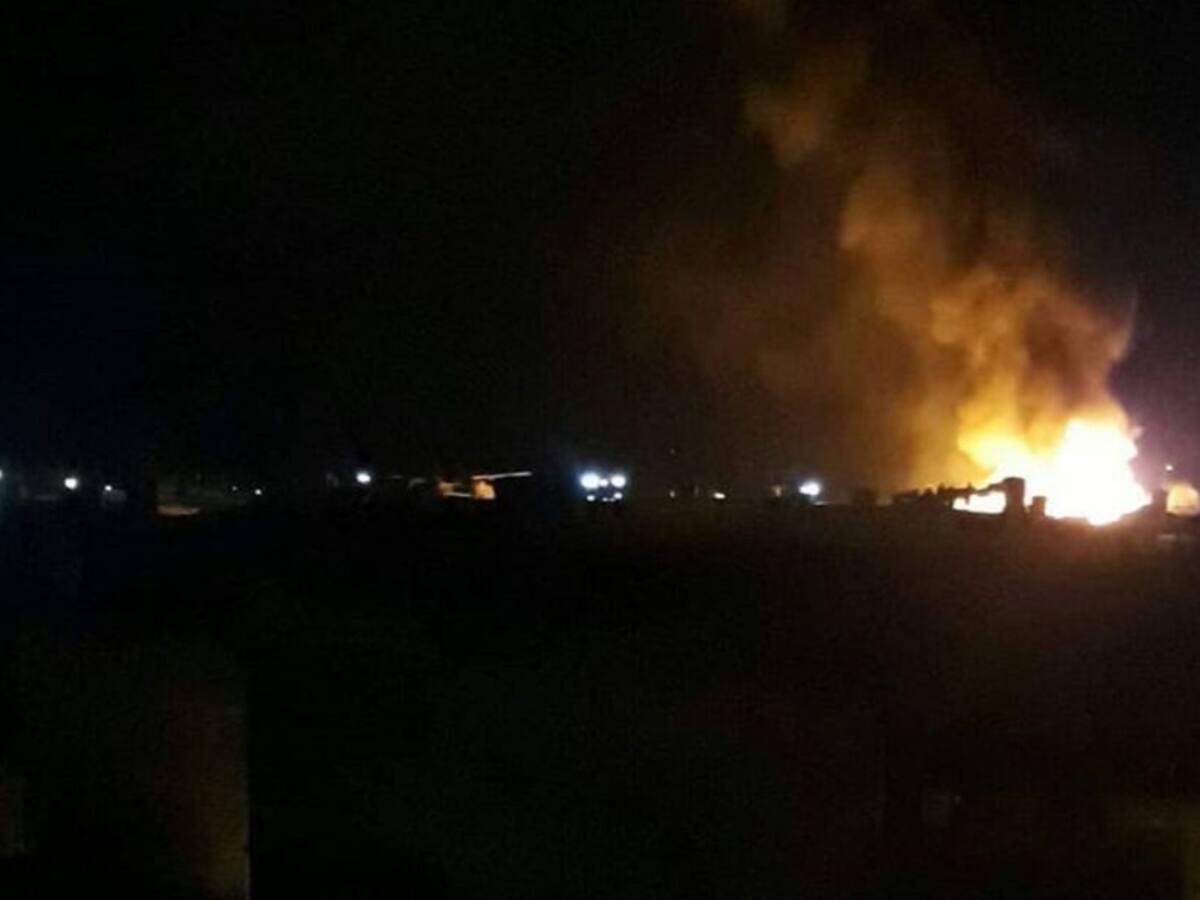 Un herido y tres viviendas incineradas tras incendio en Cundinamarca