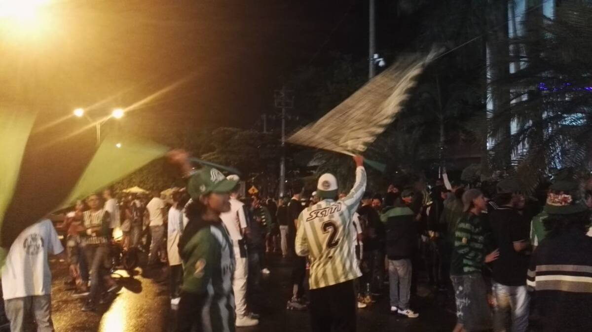 Orlando Berrio pagó la fecha de sanción, mientras que Ezequiel Rescaldani fue convocado y podría debutar.