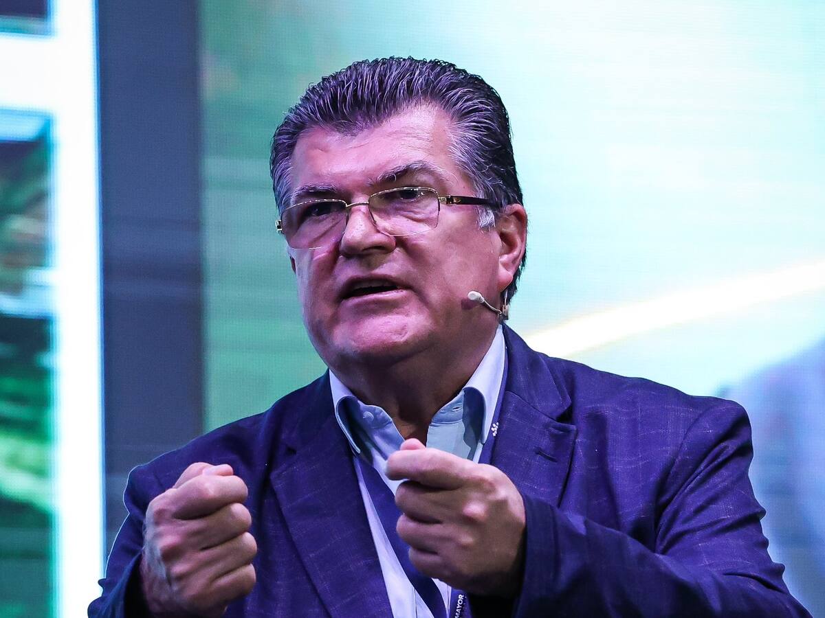 Equidad promete “fichajes top” y aclara el futuro de Alexis García con el nuevo grupo inversor