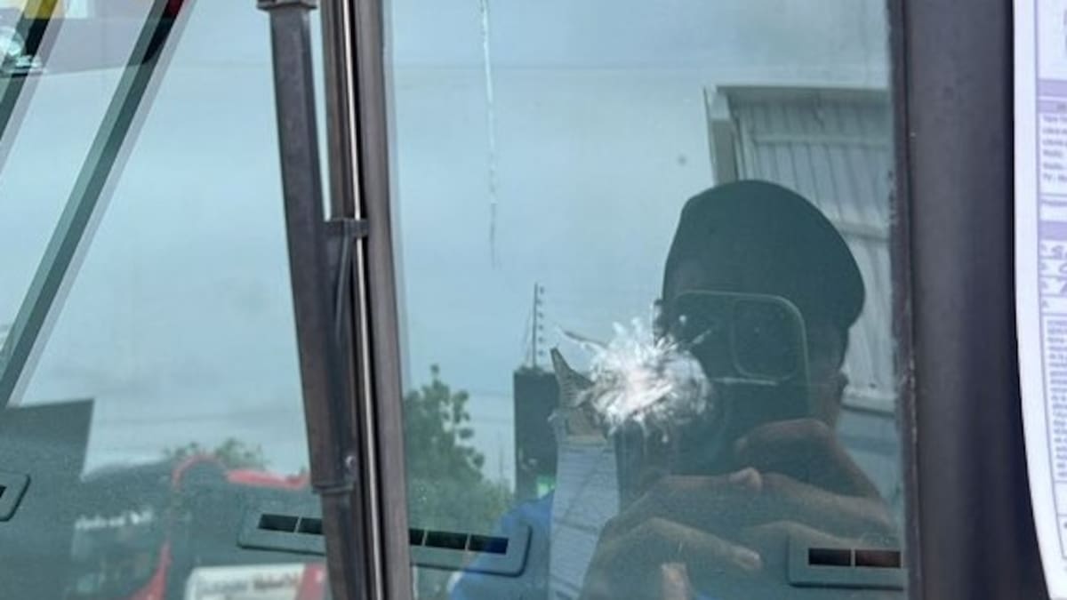 Nuevo acto de vandalismo contra uno de los buses articulados del Transmetro