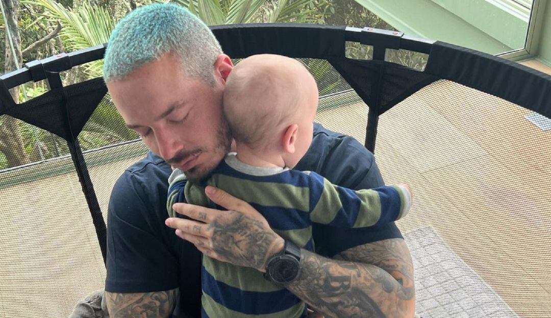 JBalvin y su bebé. 
