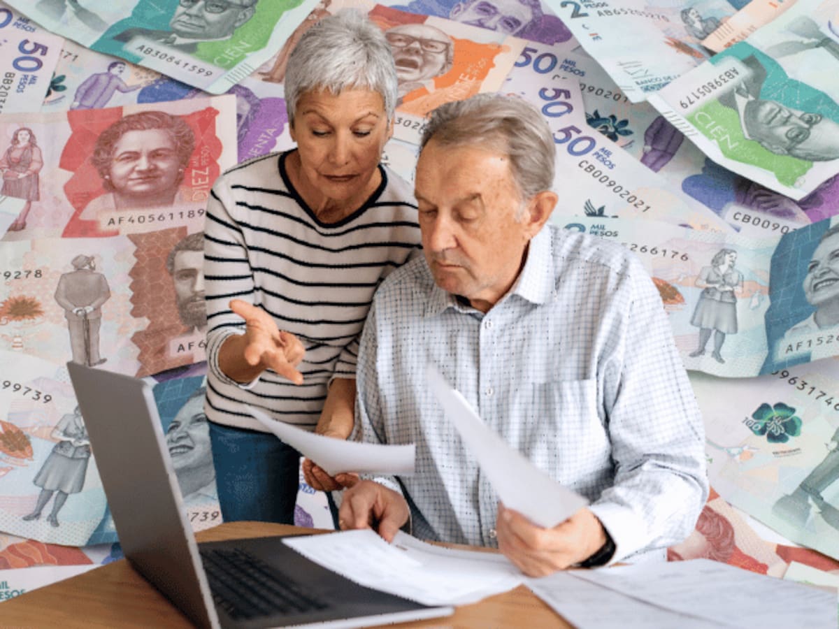 Pensionados en el exterior podrían perder mesada si no hacen este trámite: debe hacerse cada 6 meses