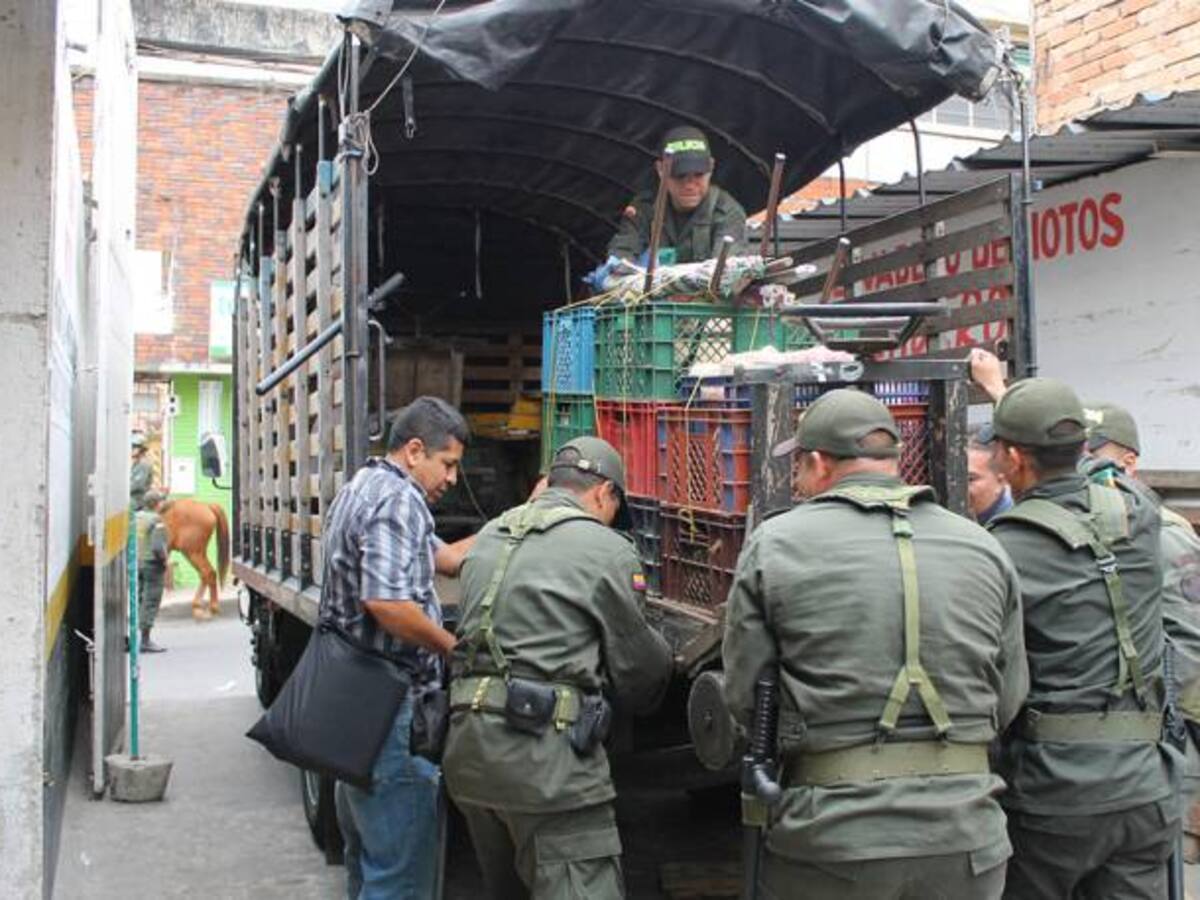 Bandas reclutan desempleados para que trabajen en la informalidad