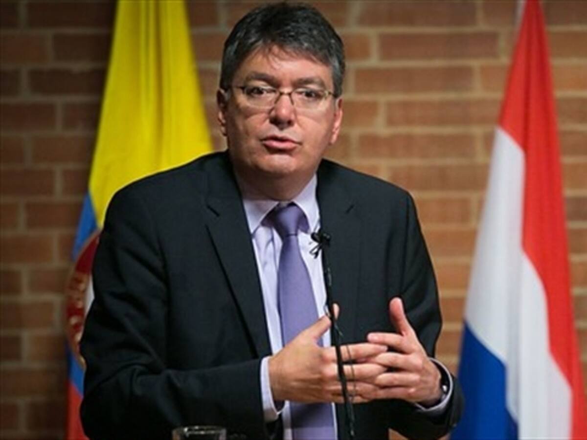 No es cierto que el metro de Bogotá ya esté financiado: Minhacienda