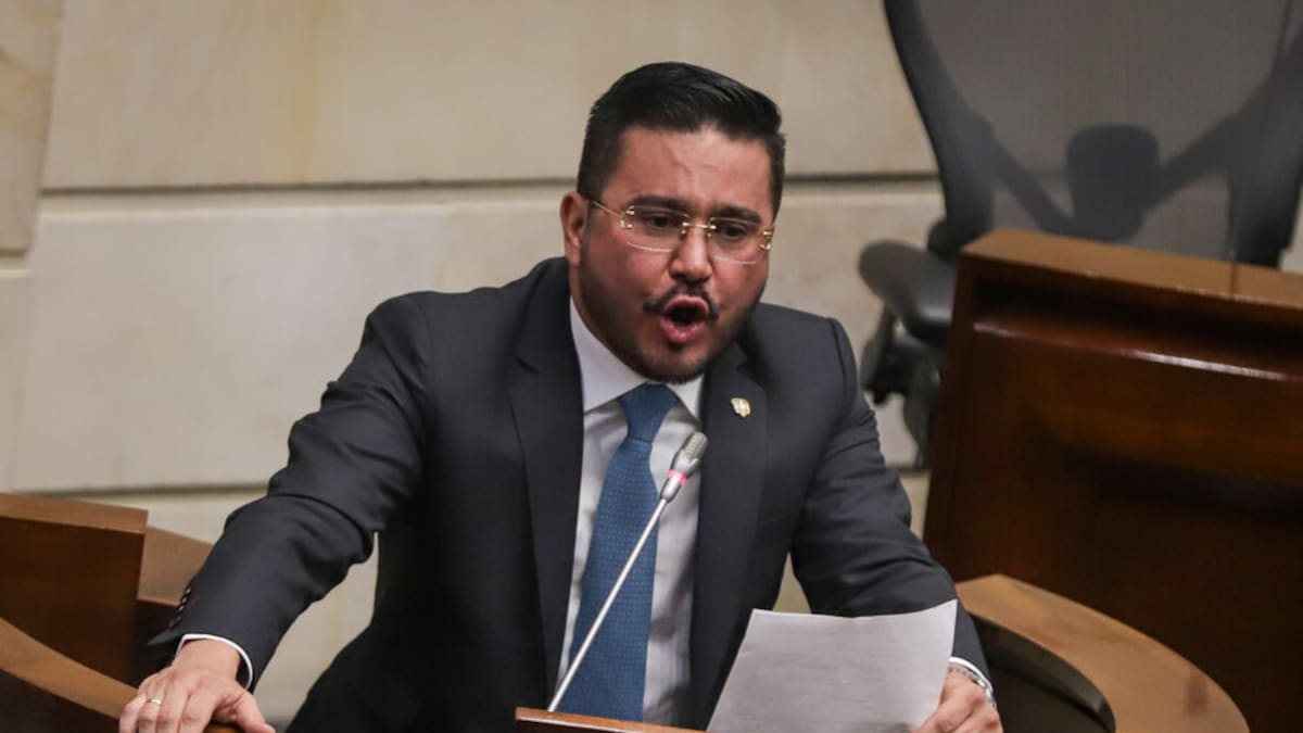 “No hay derrotados”: nuevo contralor, Jorge Laverde, responde por alianza de partidos para elegirlo