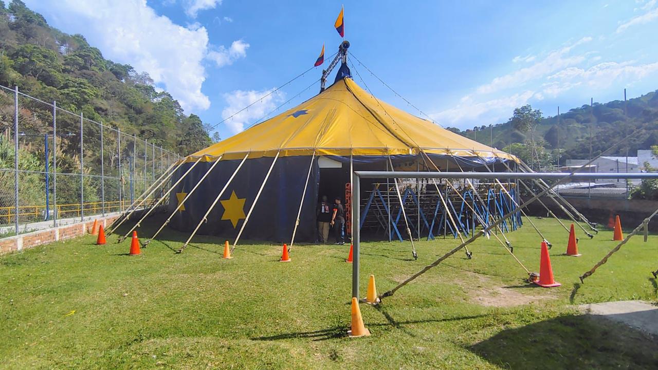 El Circo Colombia del Ejército llegó a Génova, Quindío, Foto: Cortesía Octava Brigada del Ejército