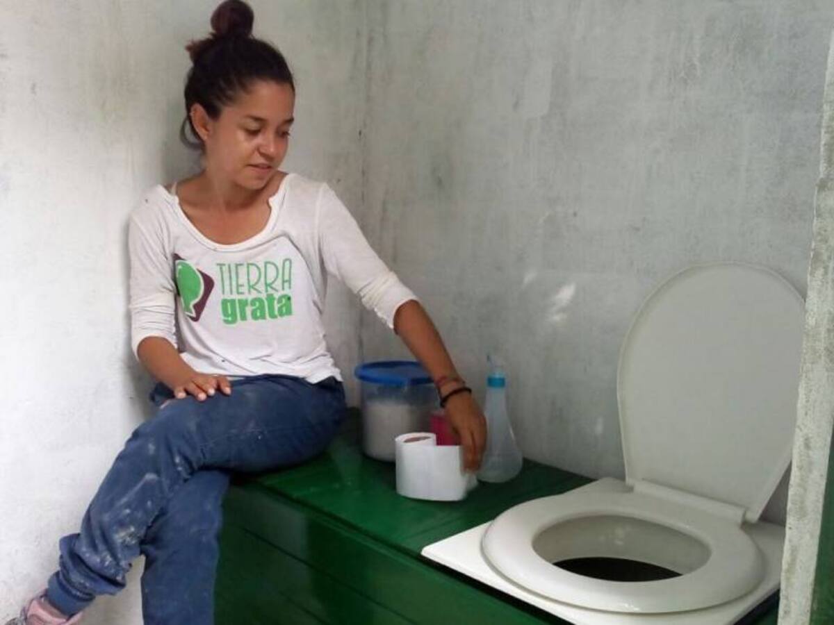Fundación Tierra Grata instala sanitarios ecológicos a indígenas de Gambote