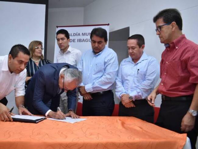Gobierno nacional firmó contrato paz en el Tolima