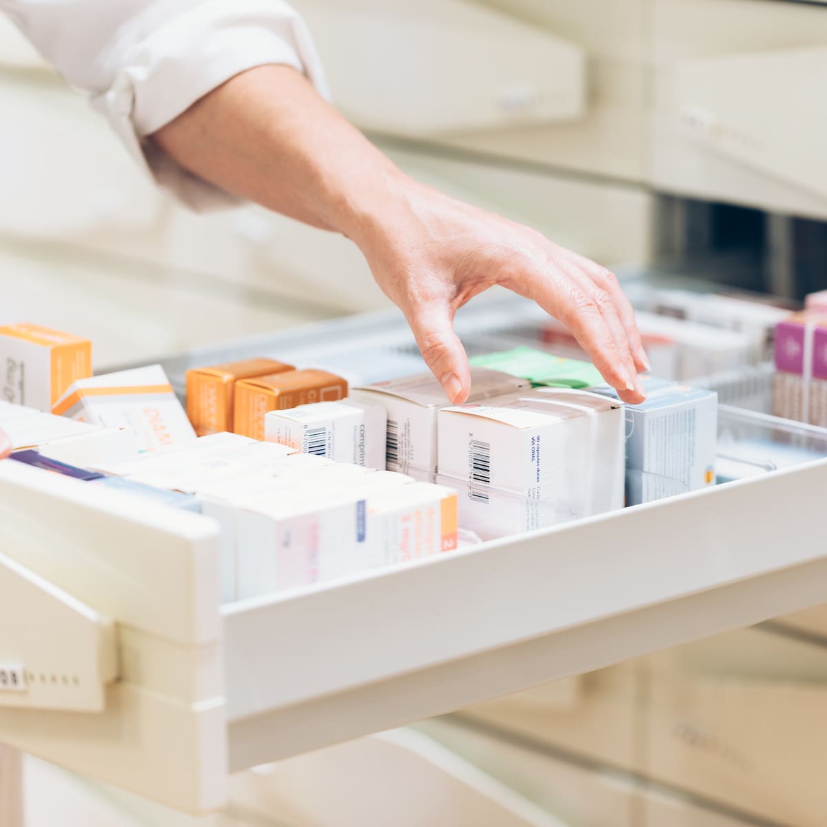 Tensión comercial Colombia -Ecuador pone en riesgo insumos médicos y tratamientos renales