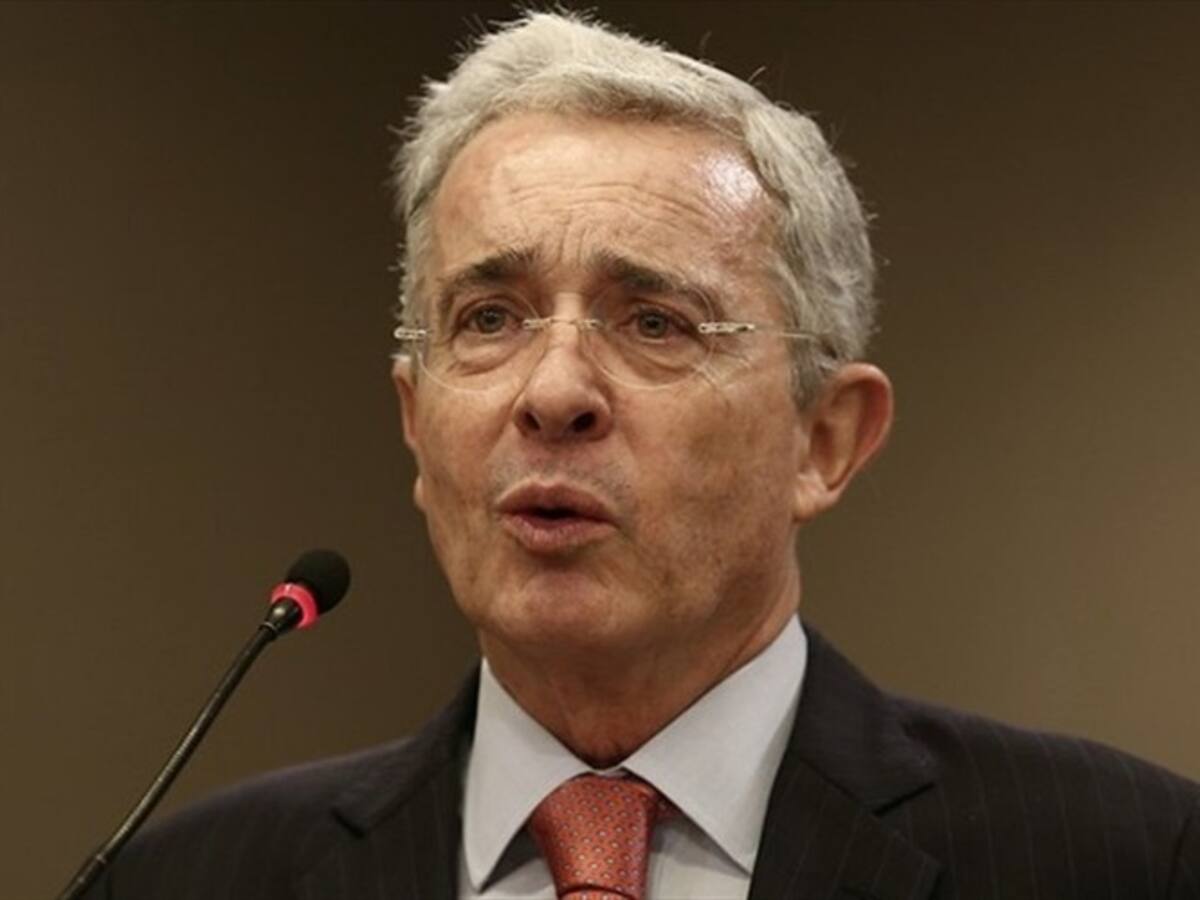 Comunicado de la Corte ya es un prejuzgamiento: Álvaro Uribe
