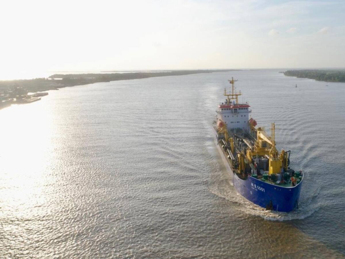 Investigan incidente de draga china en el Puerto de Barranquilla