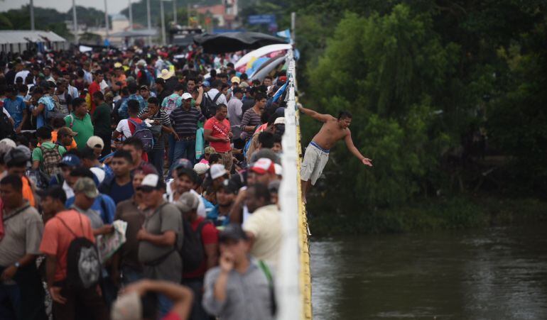 Honduras y Guatemala aplicarán plan de retorno para la caravana migrantes
