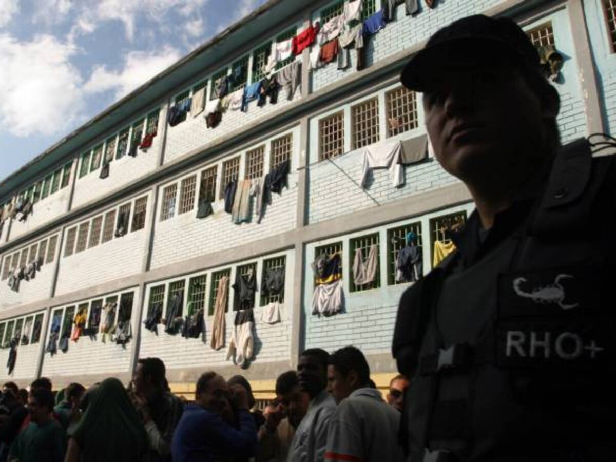 Internos de la cárcel de Tunja están en huelga de hambre