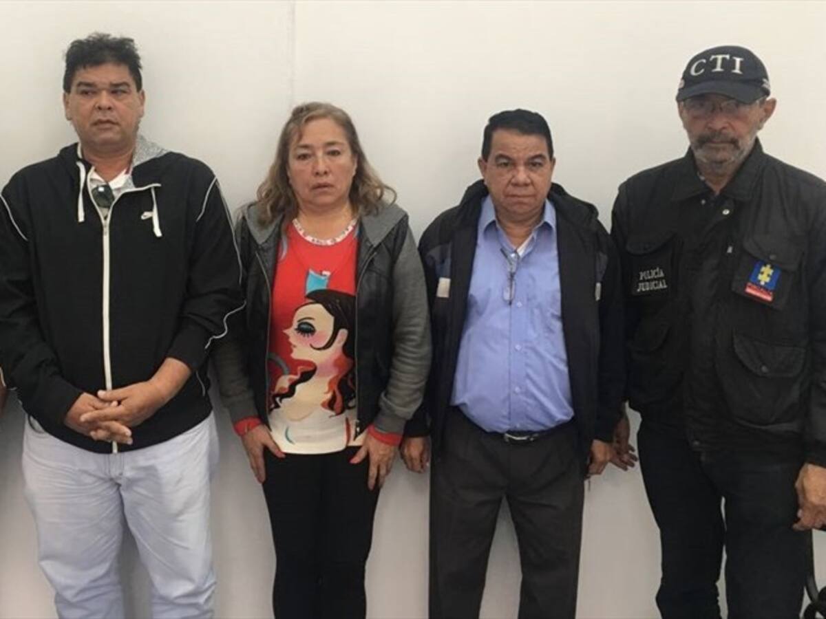Fiscalía detiene estafa millonaria contra 2.300 docentes del país