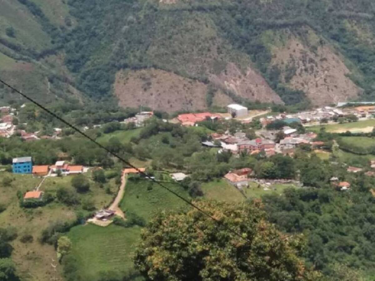 Adulto mayor cayó de un techo en Marmato, Caldas
