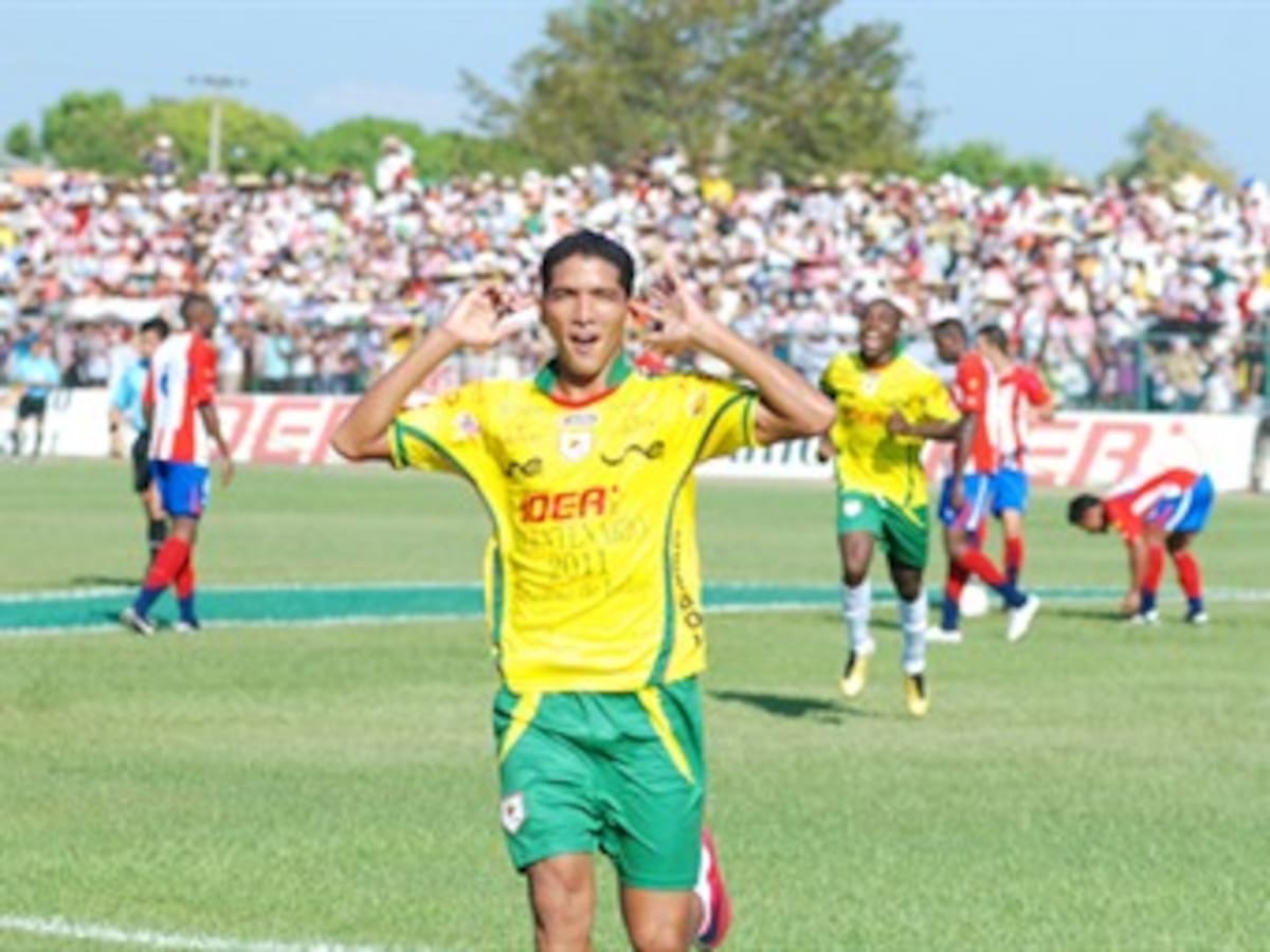 Real Cartagena venció 4-2 al Junior en el inicio del fútbol colombiano