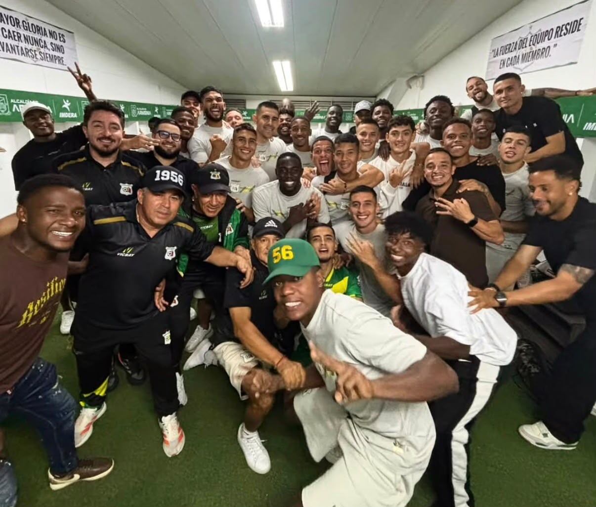 Los jugadores del Quindío festejan su triunfo ante Real Cundinamarca / Instagram: Deportes Quindío.