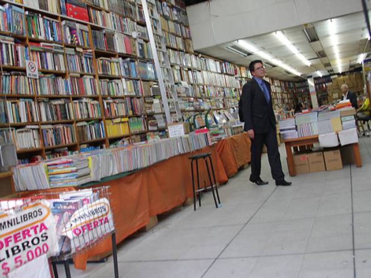 Mineducación anunció multas de hasta 128 millones por listas de útiles abusivas