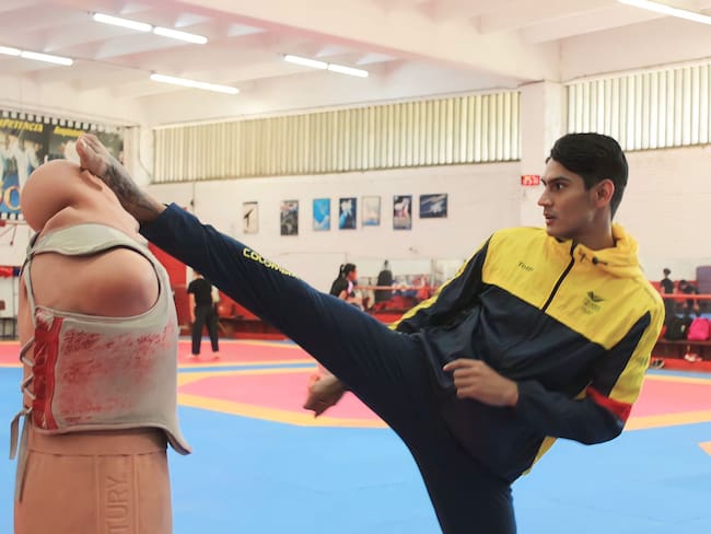 El taekwondista Miguel Ángel Trejos se prepara para Juegos Centroamericanos