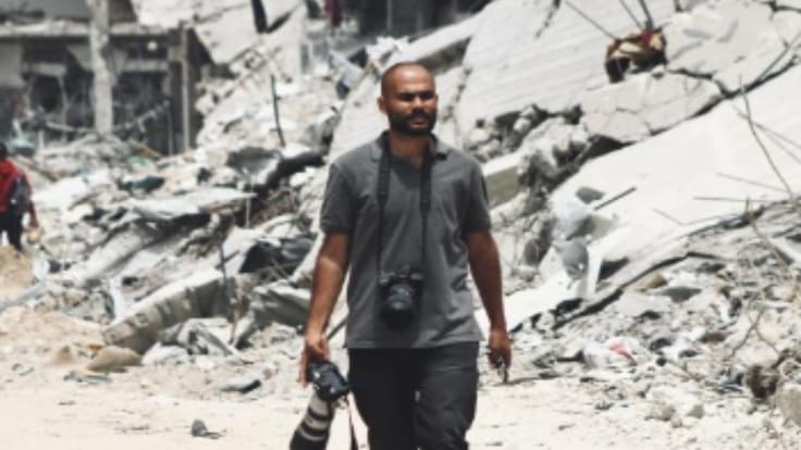 “Hasta la población civil nos tiene miedo”: Fotoperiodista palestino que documenta la guerra en Gaza