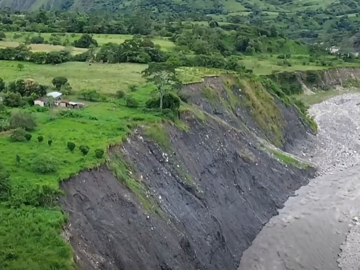 Activan plan de acción por deslizamiento en la ladera del río Cravo Sur en Labranzagrande