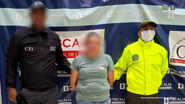 Luego de la captura de la ciudadana por parte del CTI y uniformados de la Policía Nacional fue cobijada con medida de aseguramiento en centro carcelario. Crédito:Fiscalía.