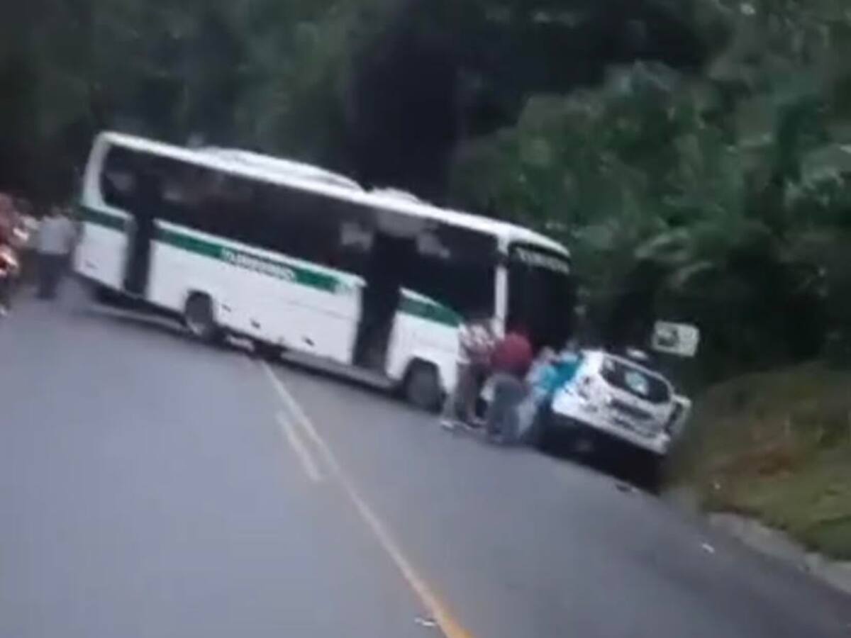 Cuatro heridos dejó un accidente de tránsito en la autopista Medellín-Bogotá