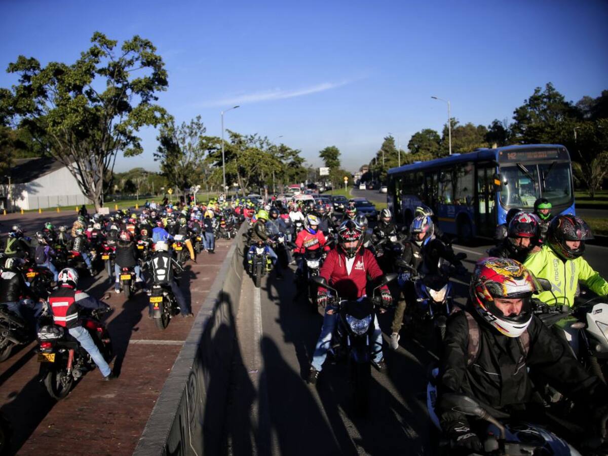 Proliferación de motos obedece a mal servicio de transporte público