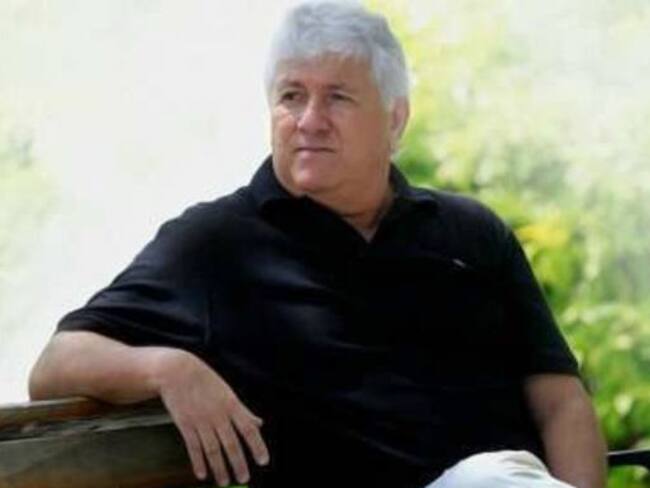 Juan José Hoyos gana el Premio Simón Bolívar de Periodismo a toda una vida