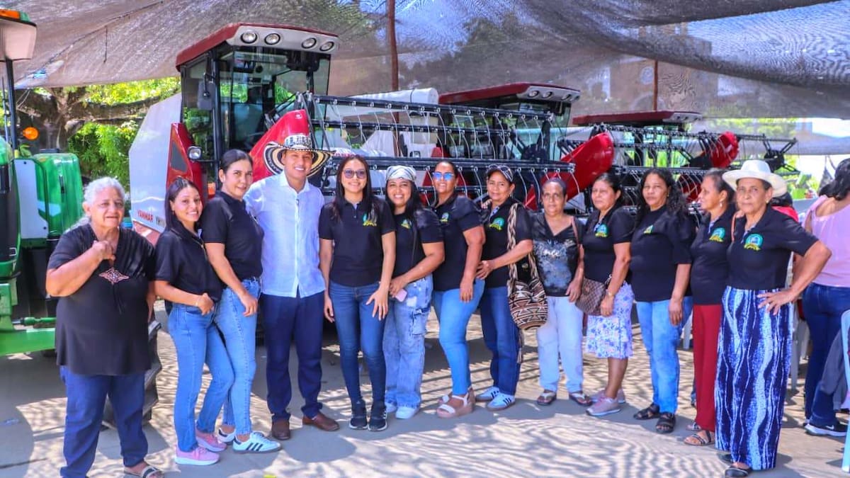 Alcaldía de Achí entregó banco de maquinaria para fortalecer labores del campesinado local