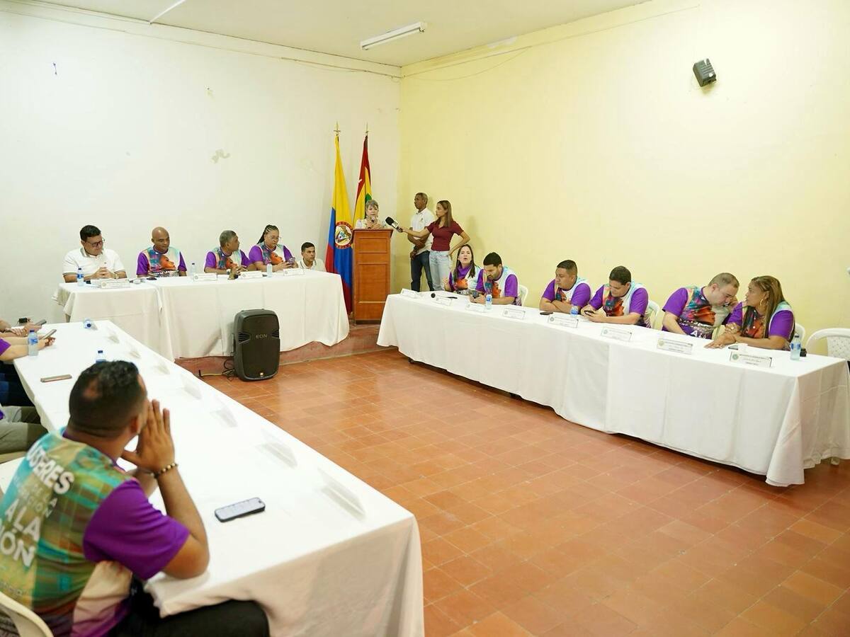 Concejo de Cartagena conmemoró el Día Internacional de la Mujer en colegio Nuestra Señora del Carmen