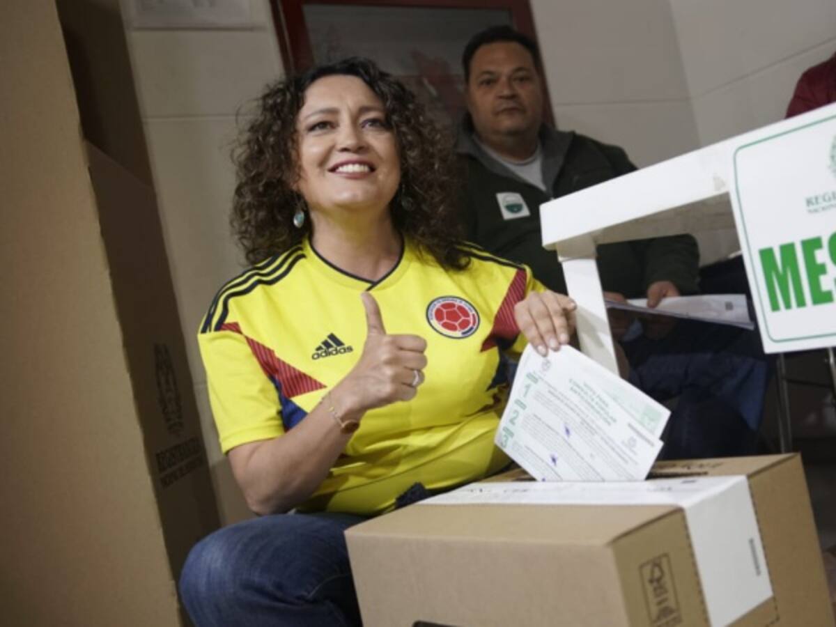 Angélica Lozano: “Cambios se lograrán a pesar que faltaron los 5 centavos”