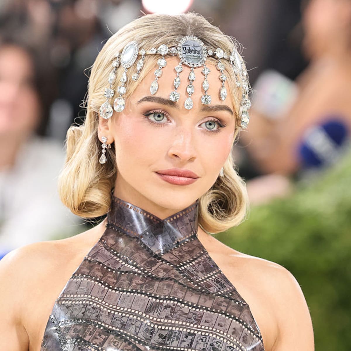Sabrina Carpenter obtiene una orden de alejamiento de 5 años contra un presunto acosador