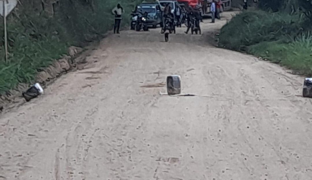 Bloqueada la vía principal que comunica al municipio de Ocaña -Convención