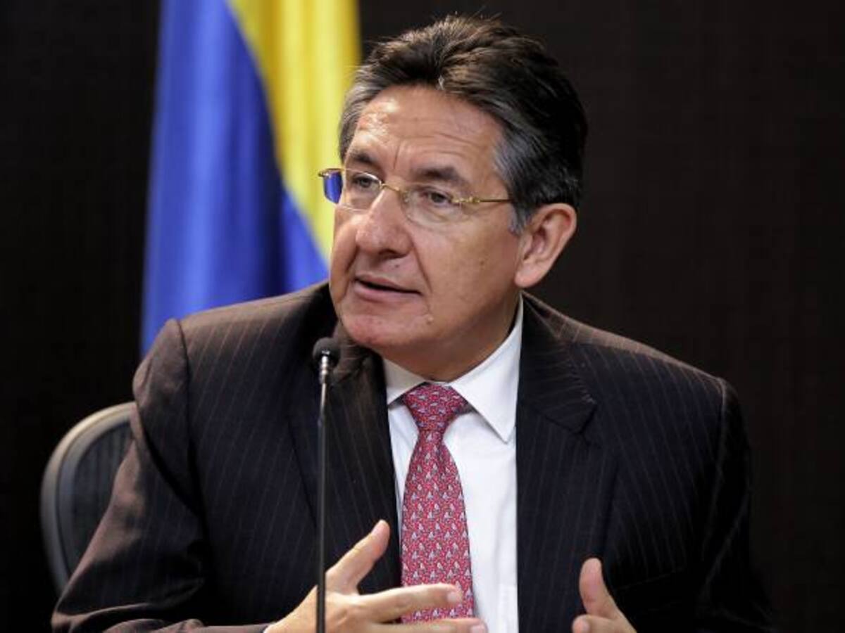 Fiscal insiste en penalizar el “trasteo” de millones en elecciones