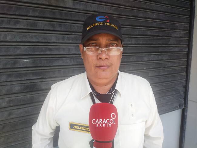 Denuncian reducción de 700 vigilantes en colegios y dependencias del Distrito