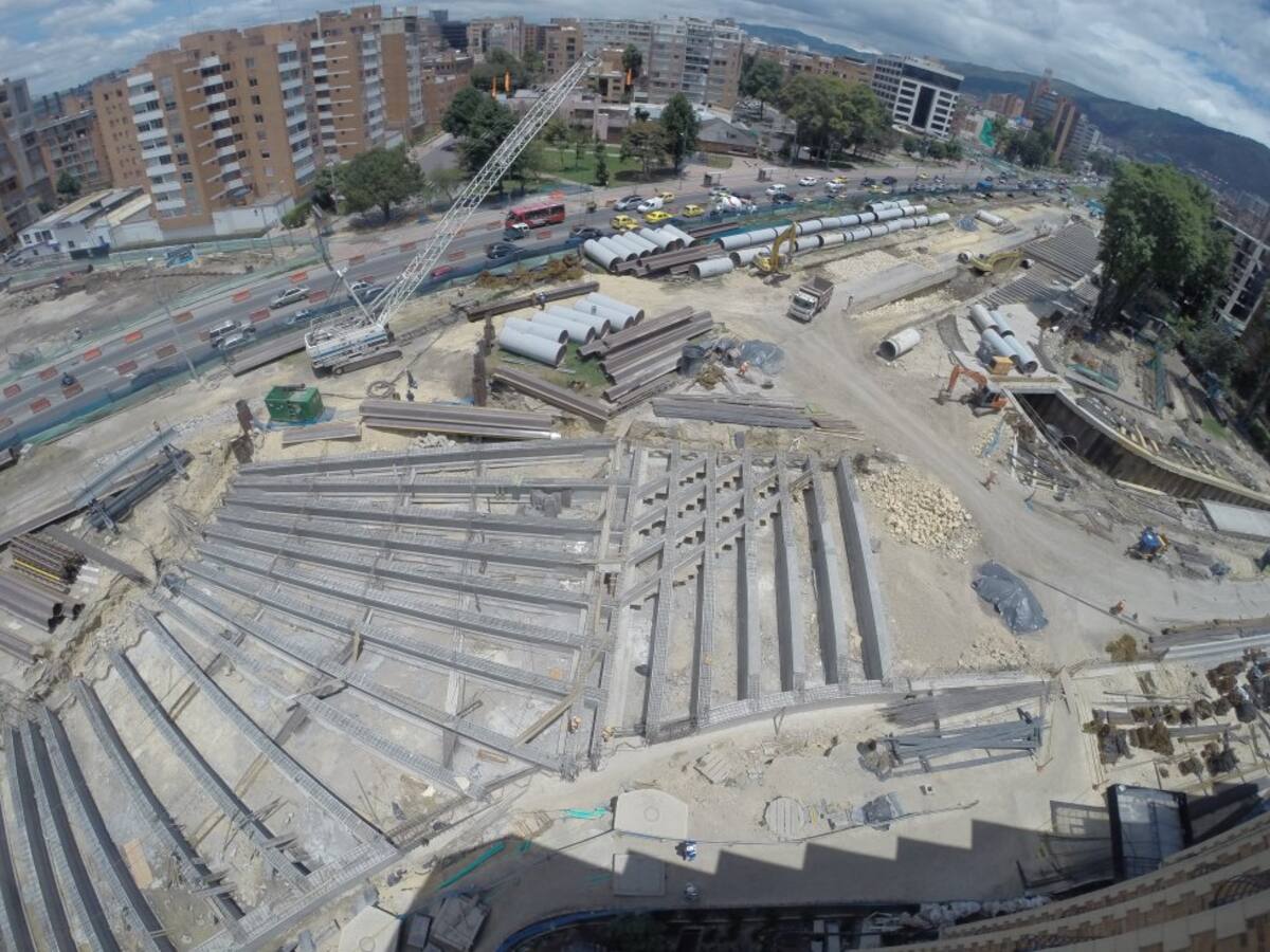 Aunque la obra inicialmente duraría 20 meses, ya completa 7 años. 