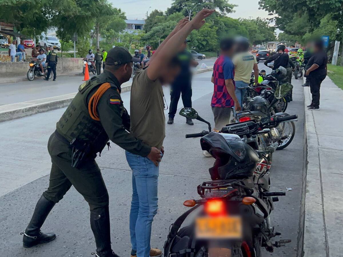 Siete motocicletas y tres vehículos recuperados por la policía en Cartagena