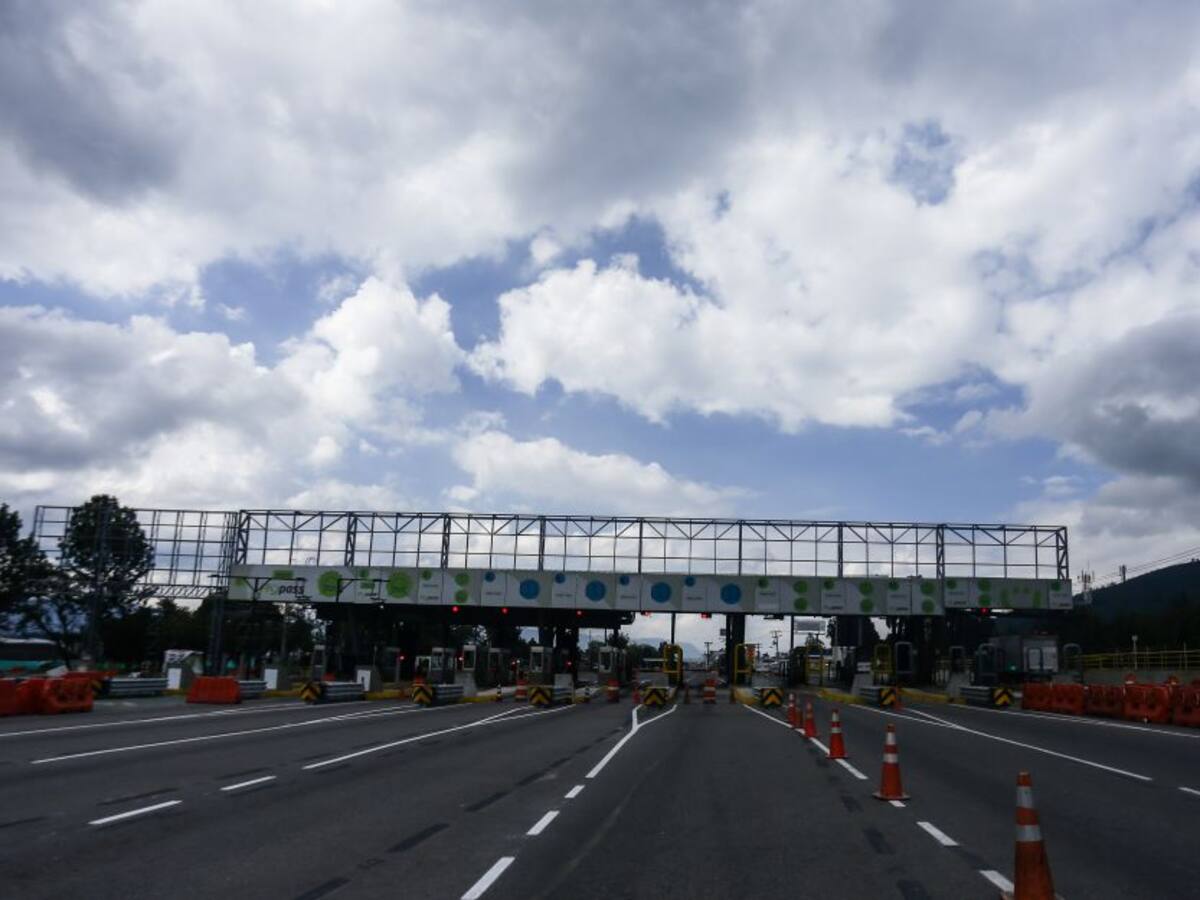 Buscan que distancia mínima entre peajes sea de 150 Kilómetros