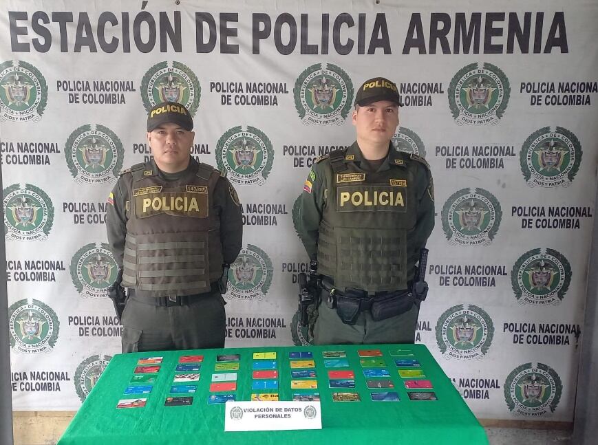 Recuperación de 40 tarjetas débito hurtadas. Foto Cortesía Policía