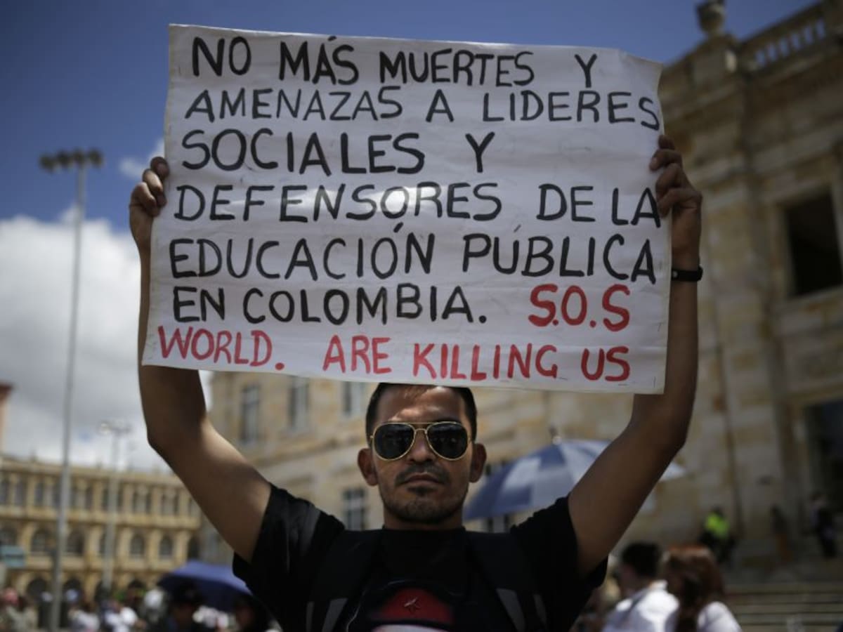 250 docentes del país laboran bajo amenazas de muerte y extorsiones
